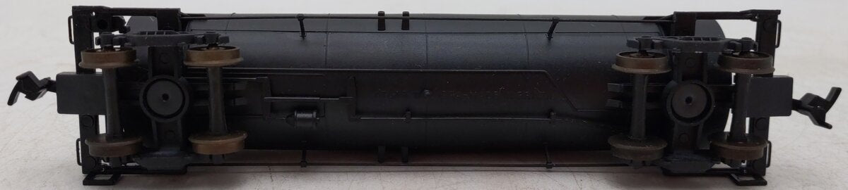 Atlas 1700 HO Scale Undecorated Tank Car VG/Box