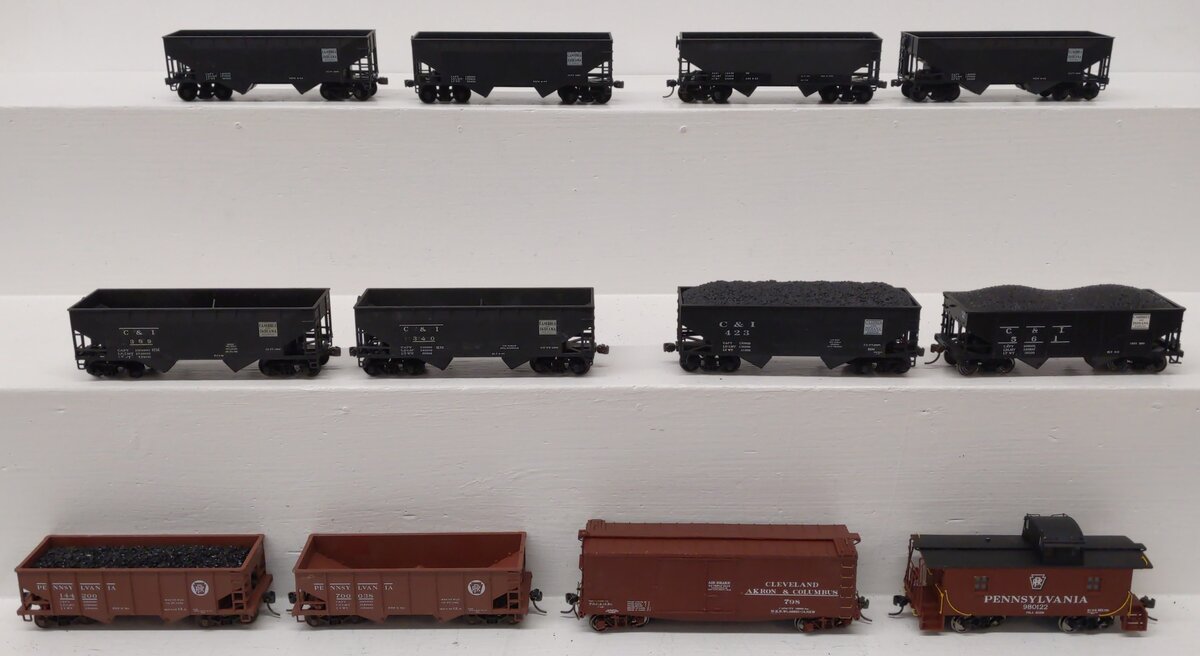Bowser & Other HO Scale Assorted Freight Cars: 561, 423, 389, 340, 798 [12] VG