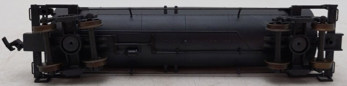 Atlas 1700 HO Scale Undecorated Tank Car/Box