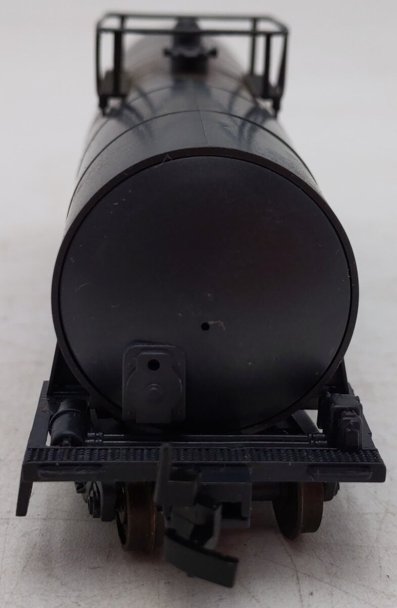 Atlas 1700 HO Scale Undecorated Tank Car/Box