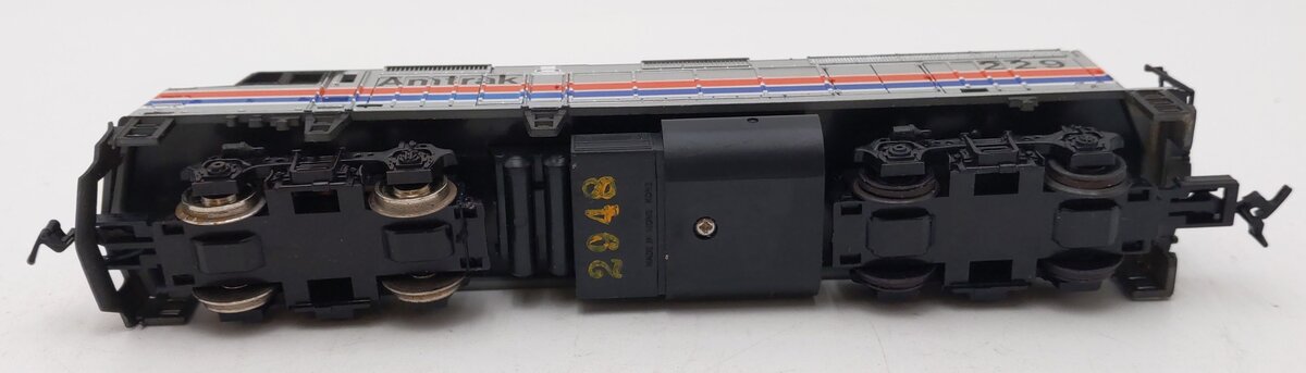 Life Like 8241 HO Amtrak EMD F40PH Powered Diesel Locomotive #229 VG/Box