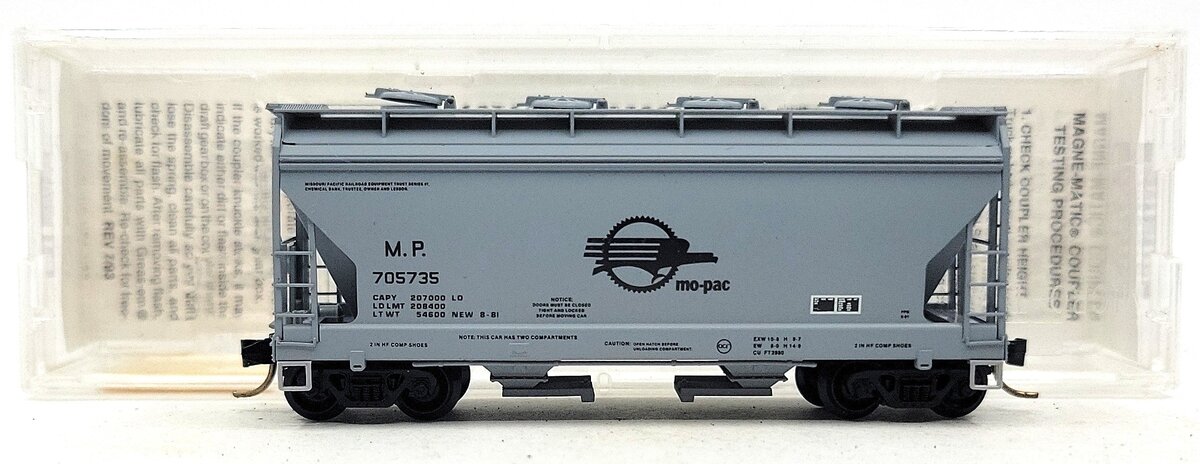 Micro-Trains 09200030 N Missouri Pacific 2-Bay ACF Centerflow Hopper #705735 LN/Box