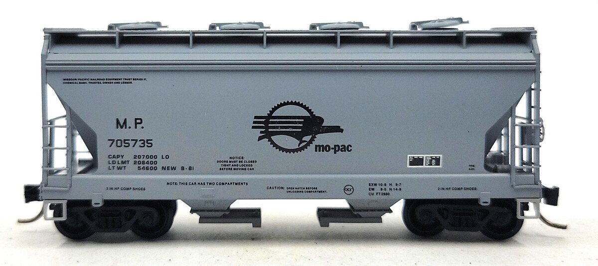 Micro-Trains 09200030 N Missouri Pacific 2-Bay ACF Centerflow Hopper #705735 LN/Box