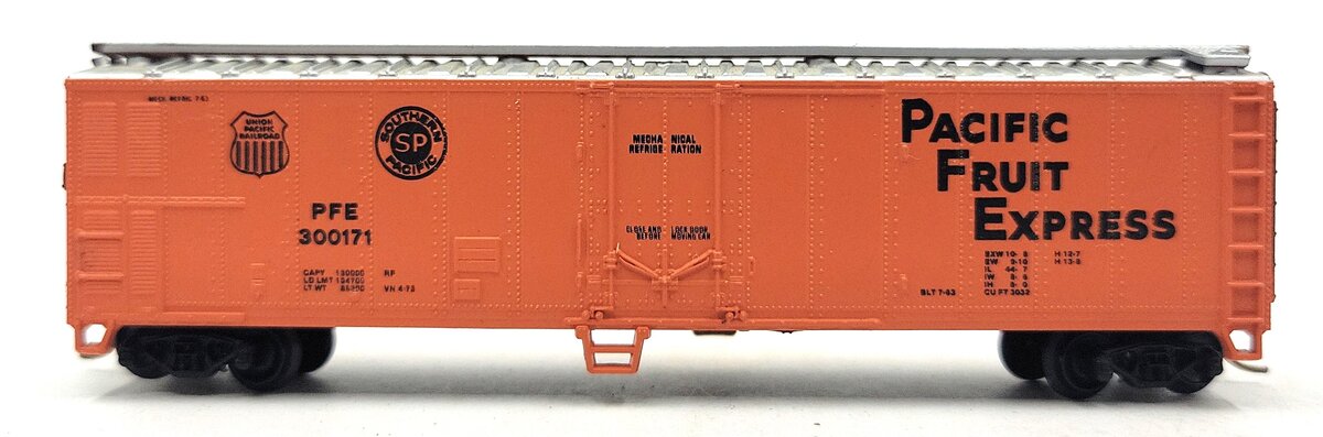 Atlas 3661 N Scale 50' Pacific Fruit Express Mechanical Reefer #300171 LN/Box