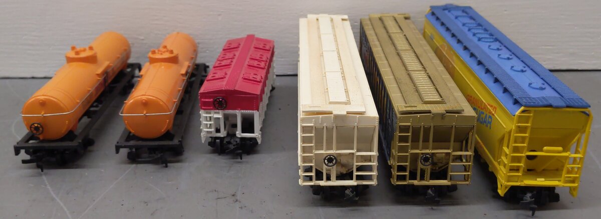 HO Scale Assorted Tank & Hopper Cars #1245 #71529 #23090 #397612 [6] EX