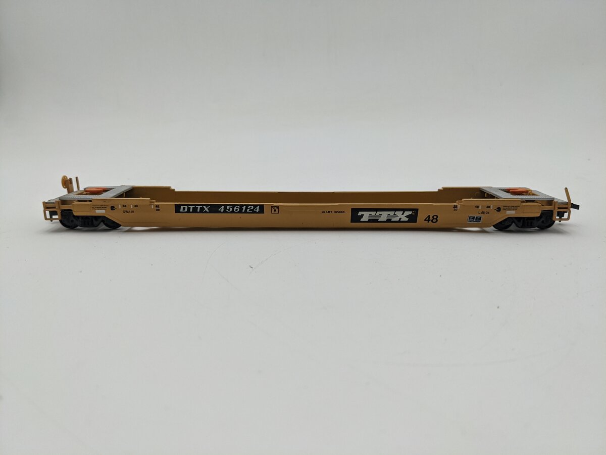 Walthers 456124 HO Gunderson 53' Well Car DTTX BN & CP Rail Containers EX