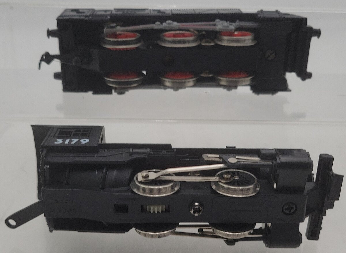 HO Scale Steam Locomotives #3179 & #0690 [2] EX