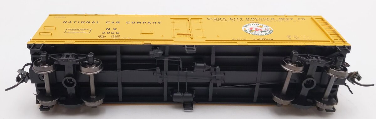 InterMountain 47730-01 HO Scale Sioux City Dressed Beef Wood Reefer Car #3006 VG/Box