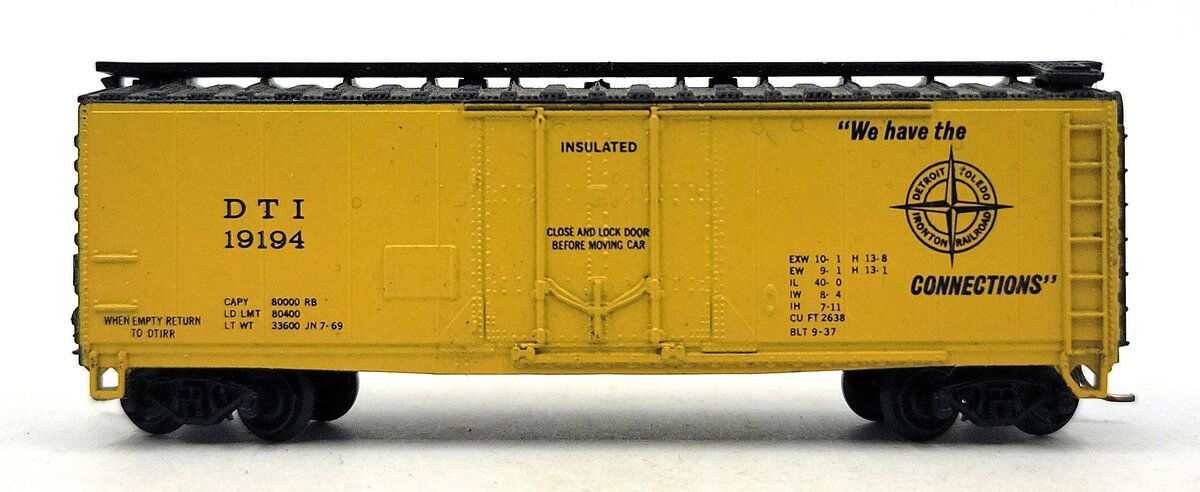 Atlas 3304 N Scale Detroit Toledo & Ironton 40' Plug-door Boxcar #19194 EX