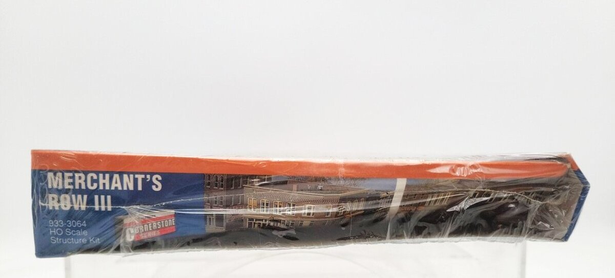 Walthers 933-3064 HO Scale Cornerstone Series Merchant's Row III Structure Kit EX/Box