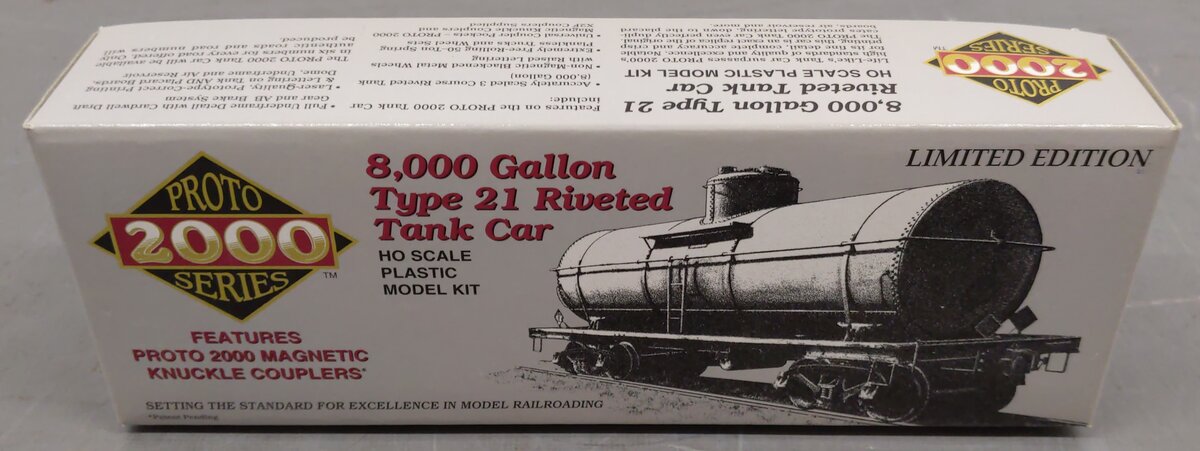 Proto 2000 8795 HO Scale SHPX 8000 Gal Type 21 Riveted Tank Car Kit EX/Box
