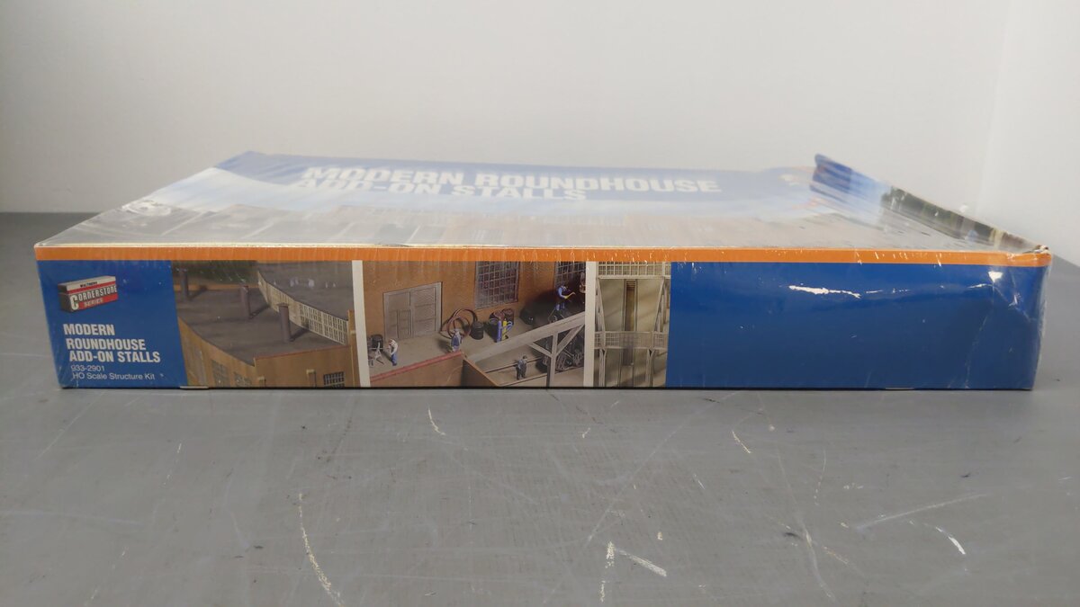Walthers 933-2901 HO Scale Modern 3-Stalls Roundhouse Addition Structure Kit EX/Box