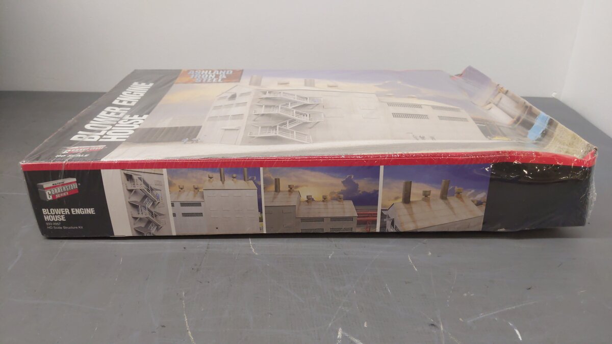 Walthers 933-2957 HO Scale Blower Engine House Ashland Iron&Steel Structure Kit EX/Box
