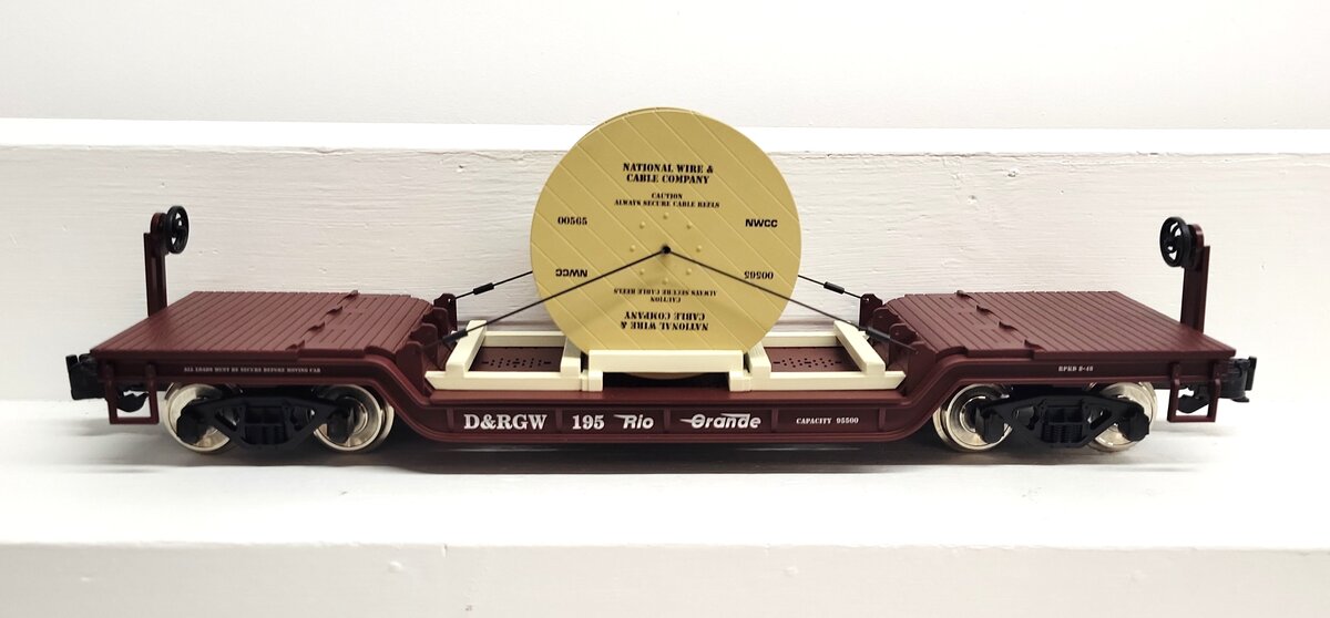 USA Trains R17311 G Denver & Rio Grande Western Depressed Center Flatcar #195 EX/Box