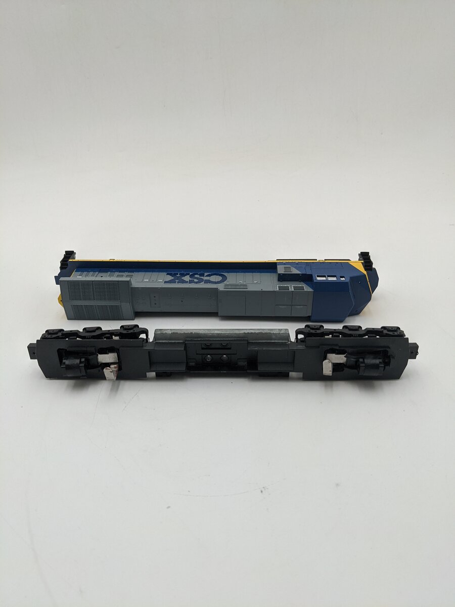 Athearn 4971 HO CSX C44-9W Dummy Locomotive #205 VG/Box