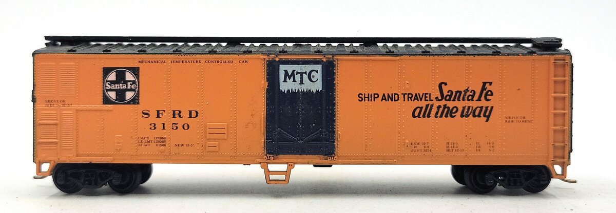 Atlas 3667 N Scale Santa Fe 50' Reefer #3150 EX/Box