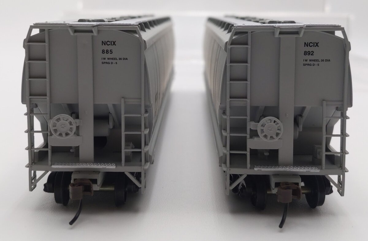 Walthers 932-27156 HO Scale NCIX National 6200 Plastic Hopper Car LN/Box