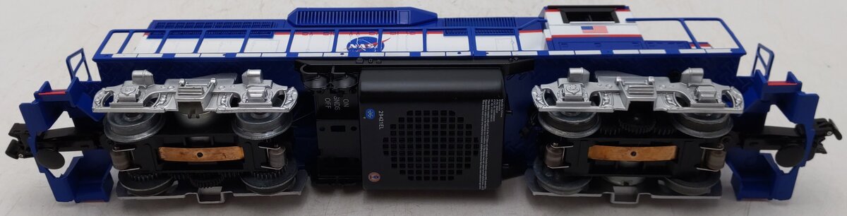 Lionel 2123080 O Space Launch LionChief Diesel Locomotive #2021 EX