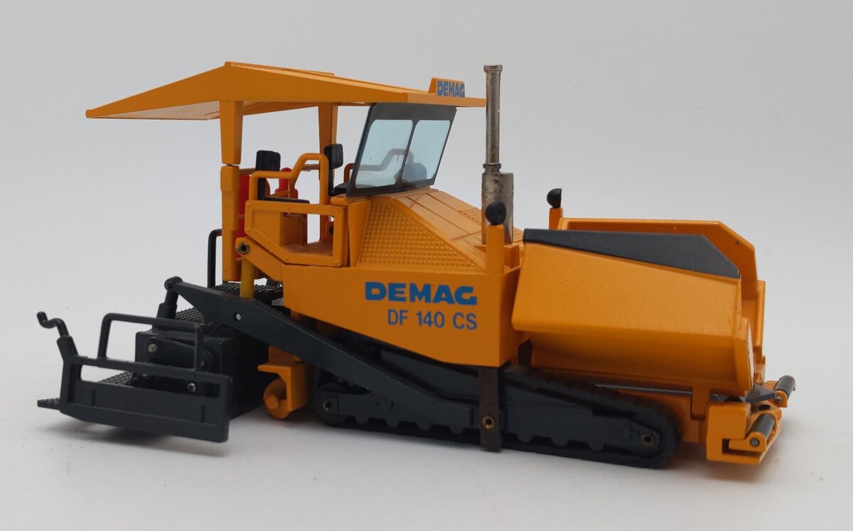 NZG 231 1:50 Scale Demag Road Finisher Asphalt Paver Diecast Model EX/Box