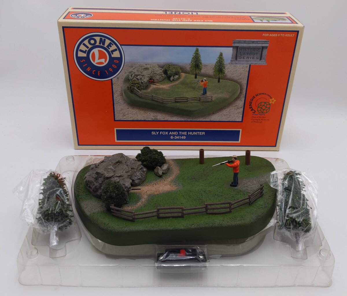 Lionel 6-34149 O Gauge Sly Fox & Hunter Animated Scene NIB