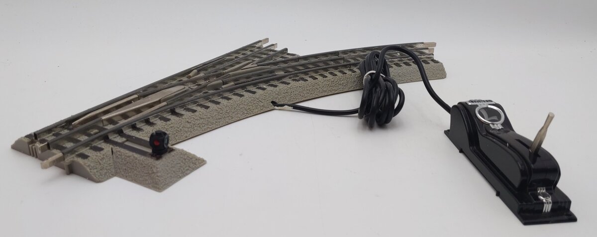 Lionel 6-12046 O Gauge O36 Right Hand Remote-Control FasTrack Switch/Turnout EX/Box