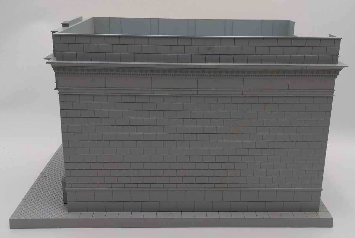 MTH 30-9017 O Gauge First City Bank Building EX/Box