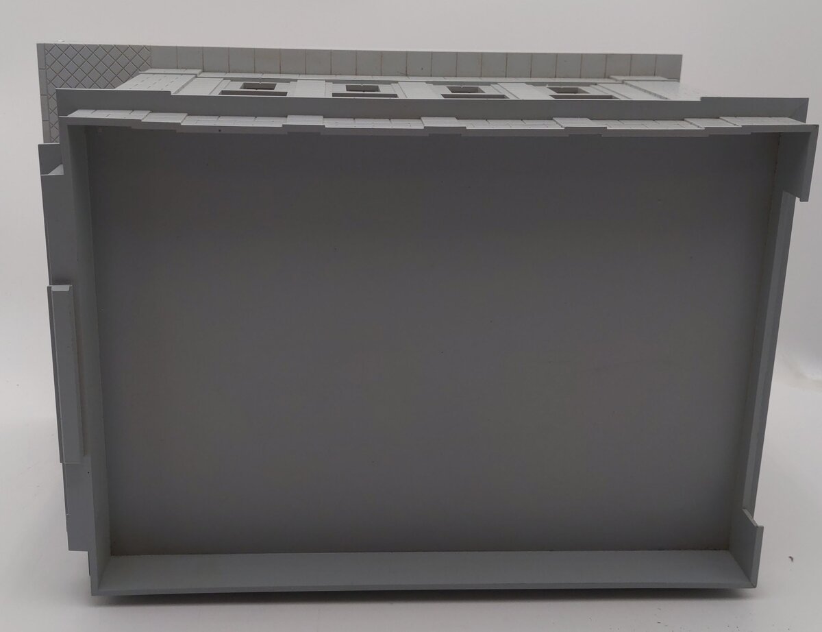 MTH 30-9017 O Gauge First City Bank Building EX/Box