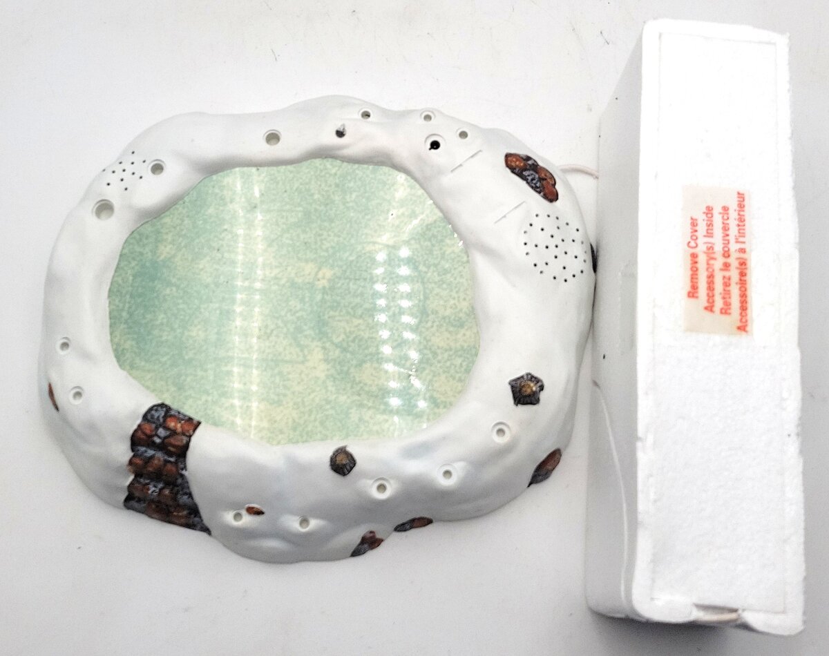 Lemax 54301 Lighted & Animated Table Accent High Meadow Skating Pond NIB