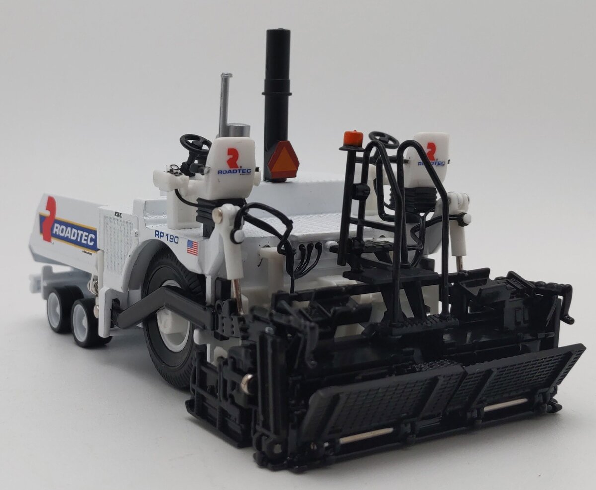 Roadtec 584374 1:50 Diecast RP 190 Paver LN/Box