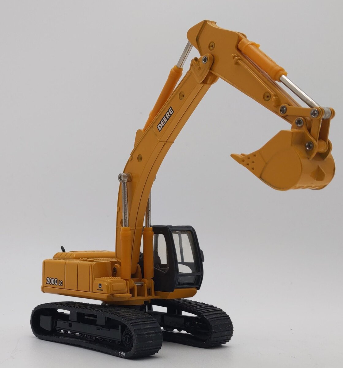 Ertl 15507 1:50 Diecast John Deere 200 C LC Excavator EX/Box