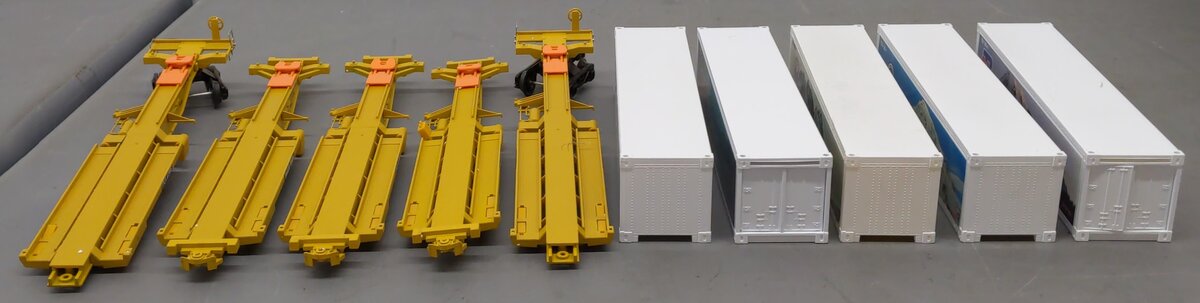 K-Line K77026IC O TCA TTAC 5-Pack Flatcar Set with Intermodal Containers EX/Box