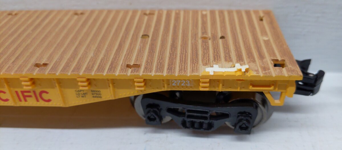Menards O Gauge Union Pacific Flatcars (8) VG