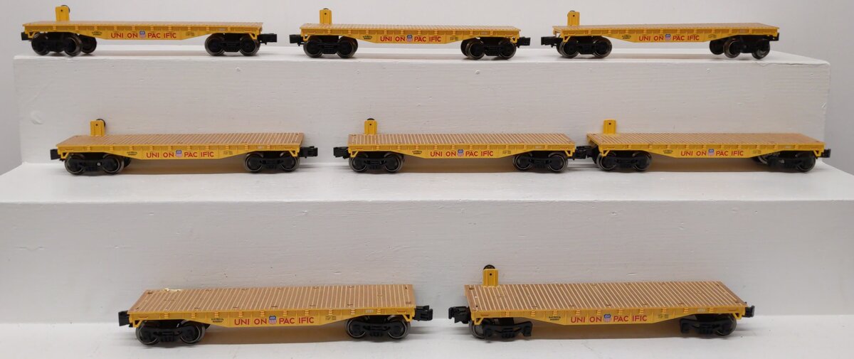 Menards O Gauge Union Pacific Flatcars (8) VG
