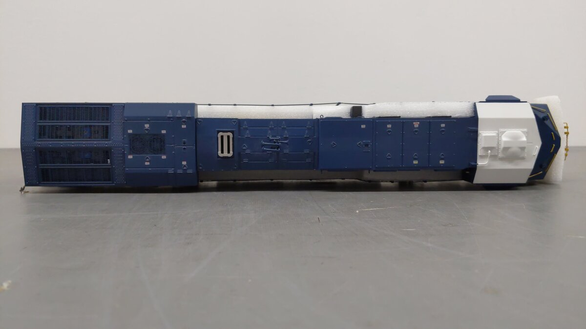Atlas 30138199 O Scale CSX Transportation ES44AC Locomotive #5327 (2 Rail) EX/Box