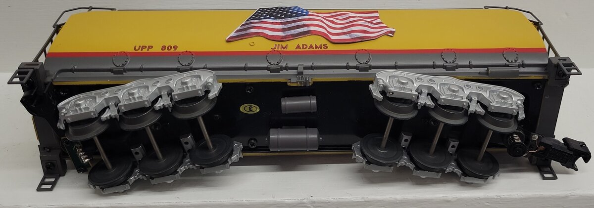 MTH 20-3558 O Union Pacific Jim Adams Water Tender I 3-Rail w/ Hi-Rail #809 EX/Box