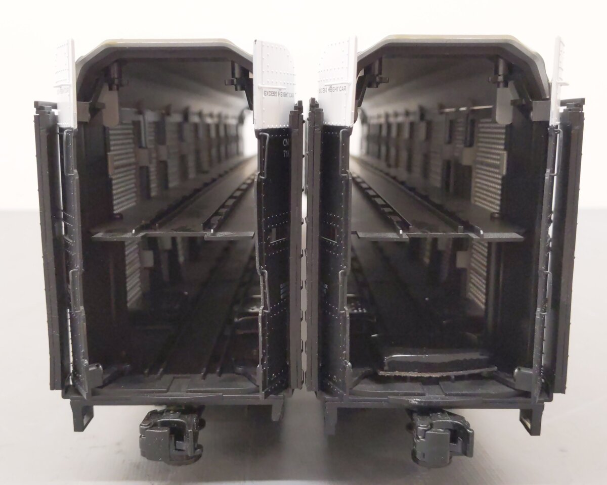 Lionel 6-19397 Custom Graffitied O Gauge CN 89' Autorack Cars (Set of 2) EX/Box