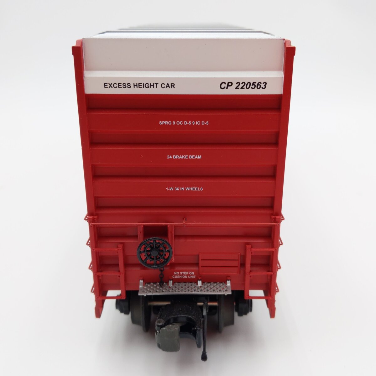 MTH 20-93175 O Gauge Canadian Pacific Railway 50' High Cube Boxcar #220563 EX/Box