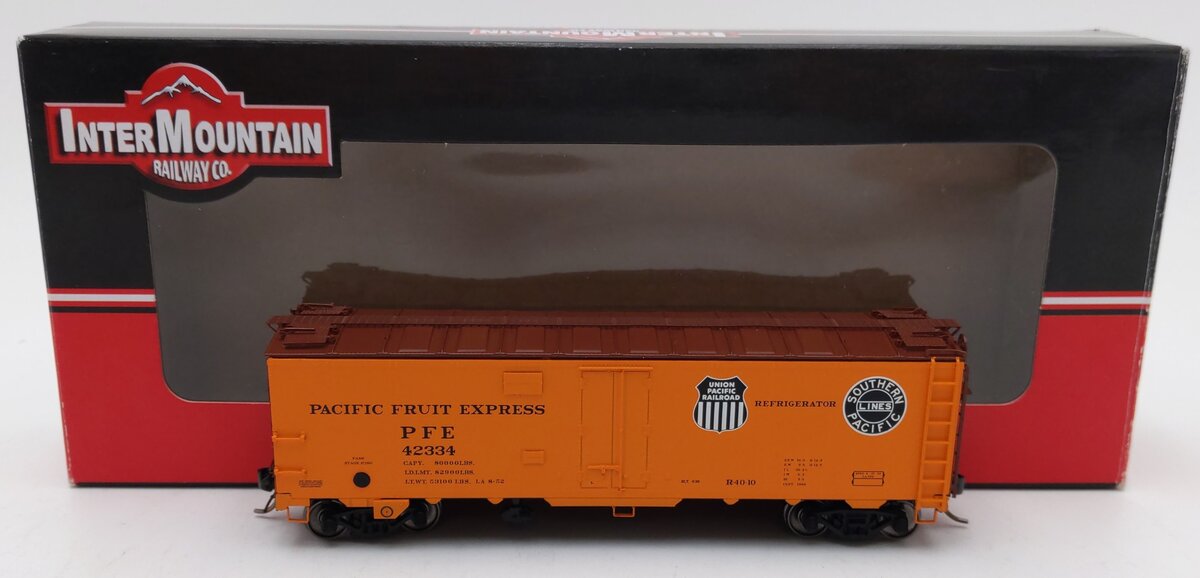 InterMountain 46703-43 HO Scale Pacific Fruit Express Reefer Car #42334 EX/Box