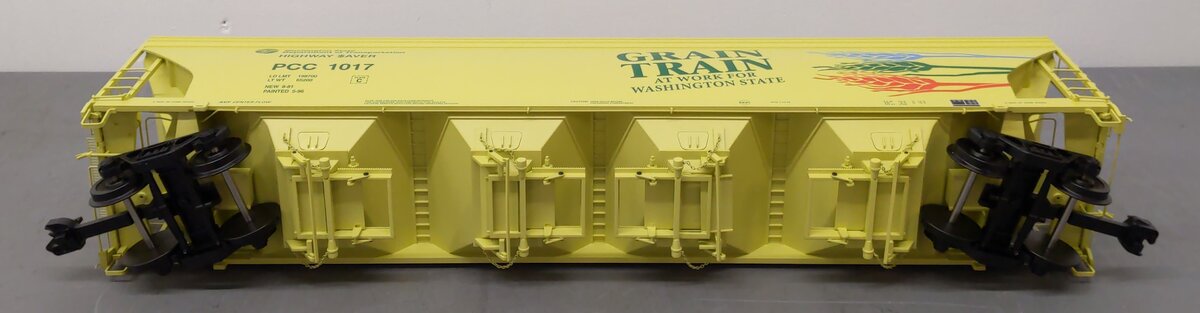 USA Trains R14136 G Scale Grain Train 4-Bay Center Flow Hopper #1017 LN/Box