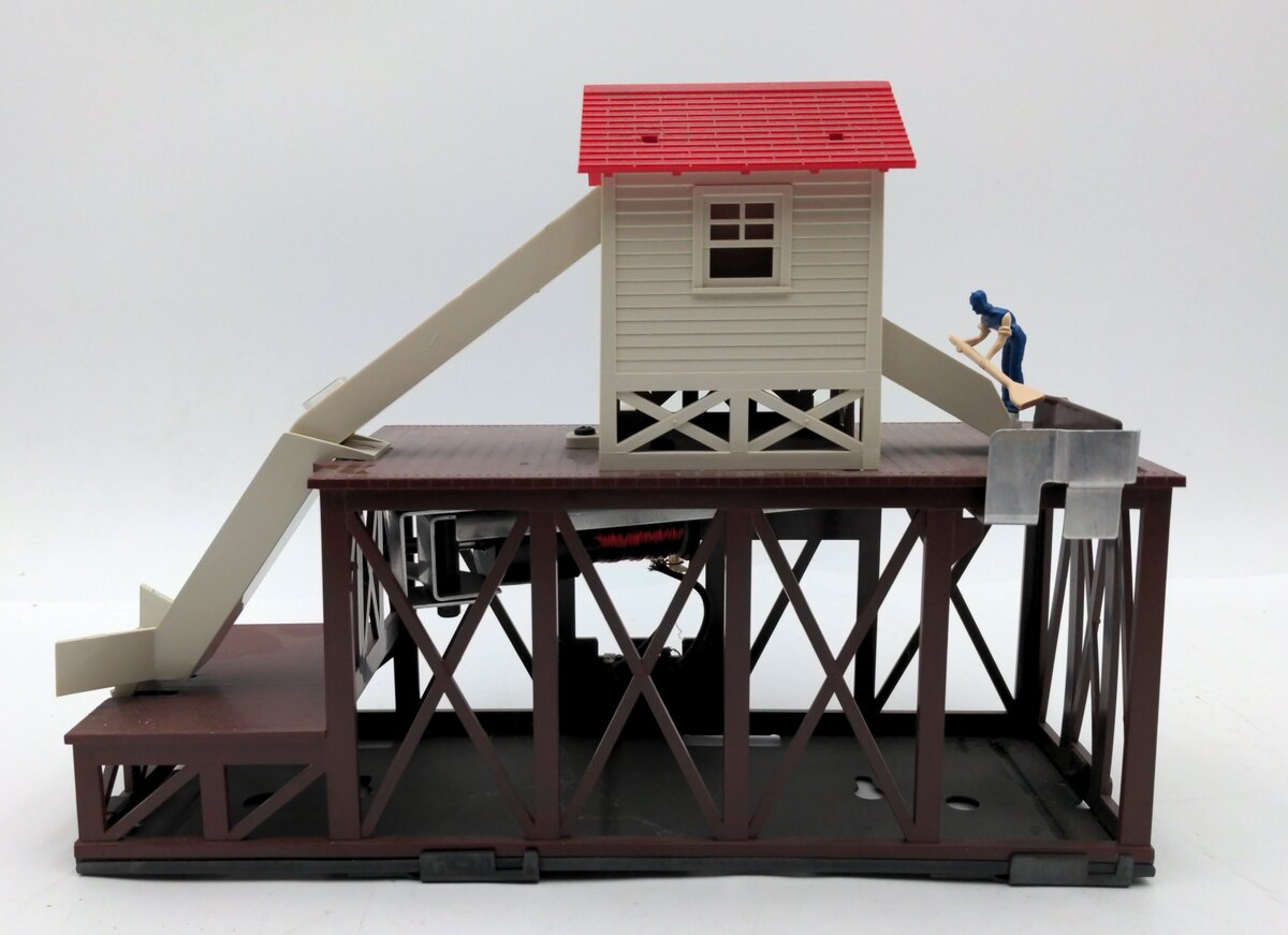 Lionel 6-2306 O Gauge Operating Icing Station w/ PFE Ice Car #6700 LN/Box