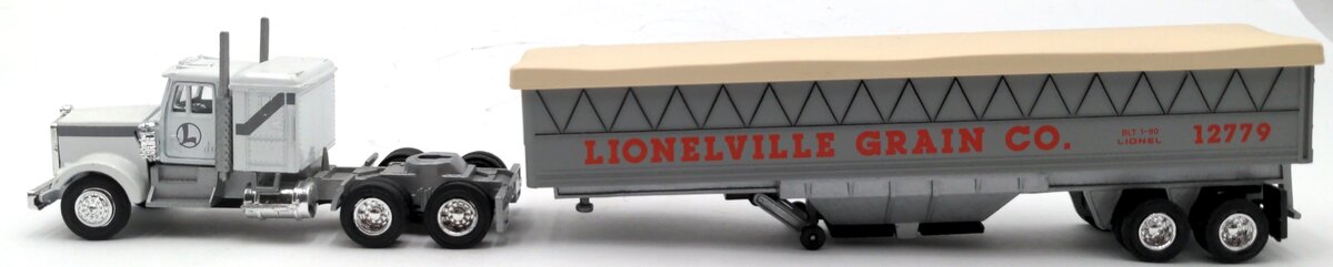Lionel 6-12779 O Gauge Lionelville Grain Co. Tractor & Grain Rig EX/Box
