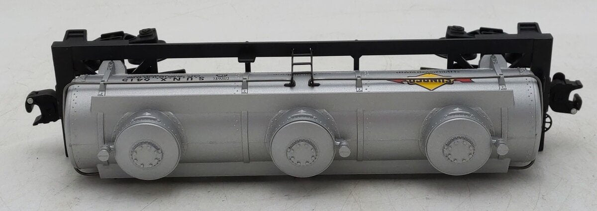 Lionel 6-16152 O Gauge Sunoco 3-Dome Tank Car #6415 EX/Box