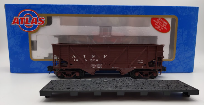 Atlas 6425-3 O Gauge Santa Fe 50 Ton War Emergency Hopper Car #180526 (3Rail) VG/Box