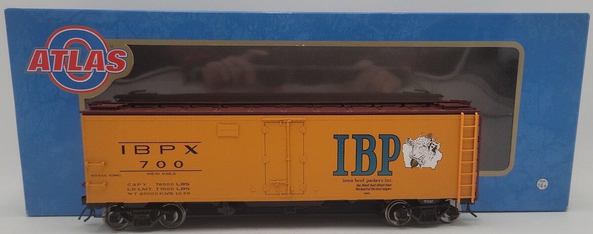 Atlas 9532 O Scale Iowa Beef Packers 40' Stl Reefer Boxcar #700 (2-Rail) EX/Box