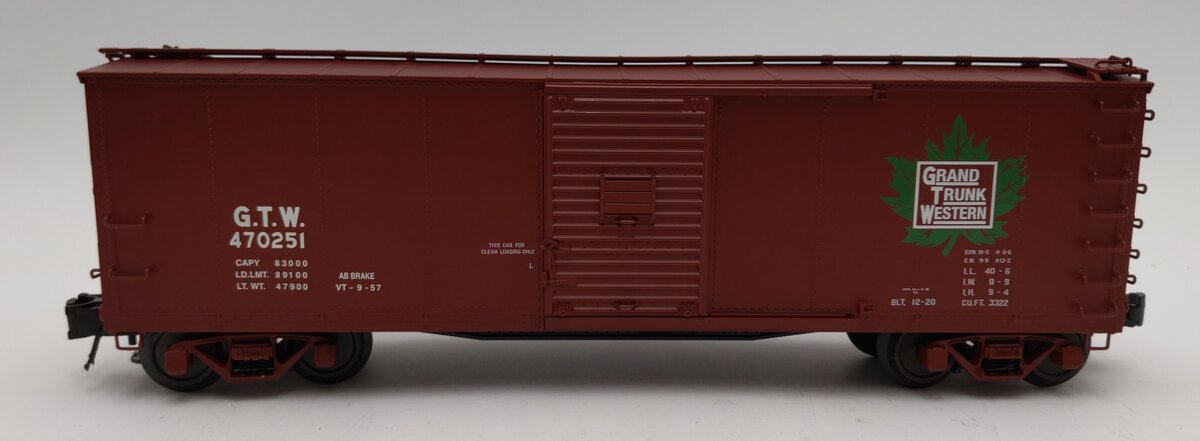 Atlas 8334-1 O Gauge Grand Trunk Western Boxcar #470251 (3-Rail) LN/Box