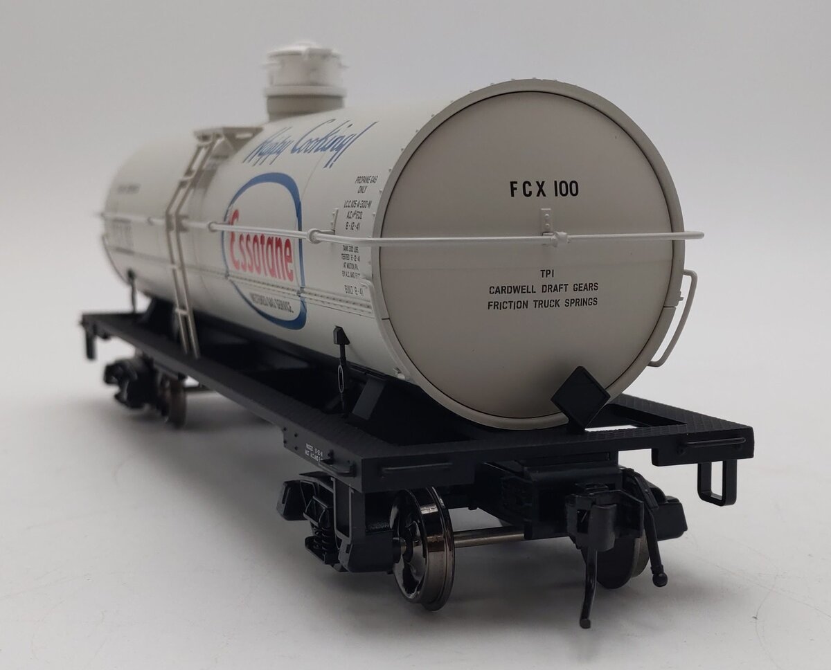 Atlas 9221-1 O Scale Essotane 11,000 Gallon Tank Car #100 (2 Rail) LN/Box