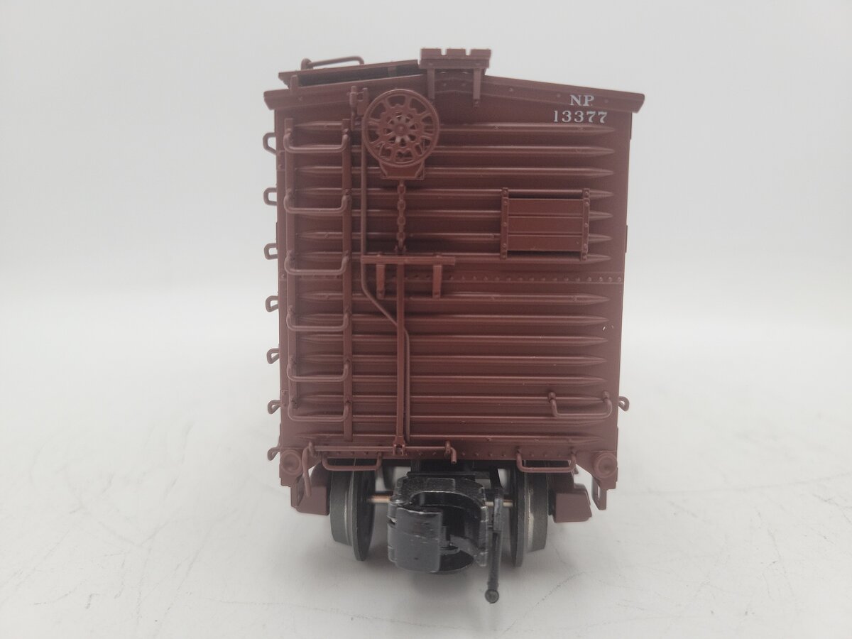 Atlas 8339-4 O Gauge Northern Pacific Box Car #13377- 3 Rail EX/Box