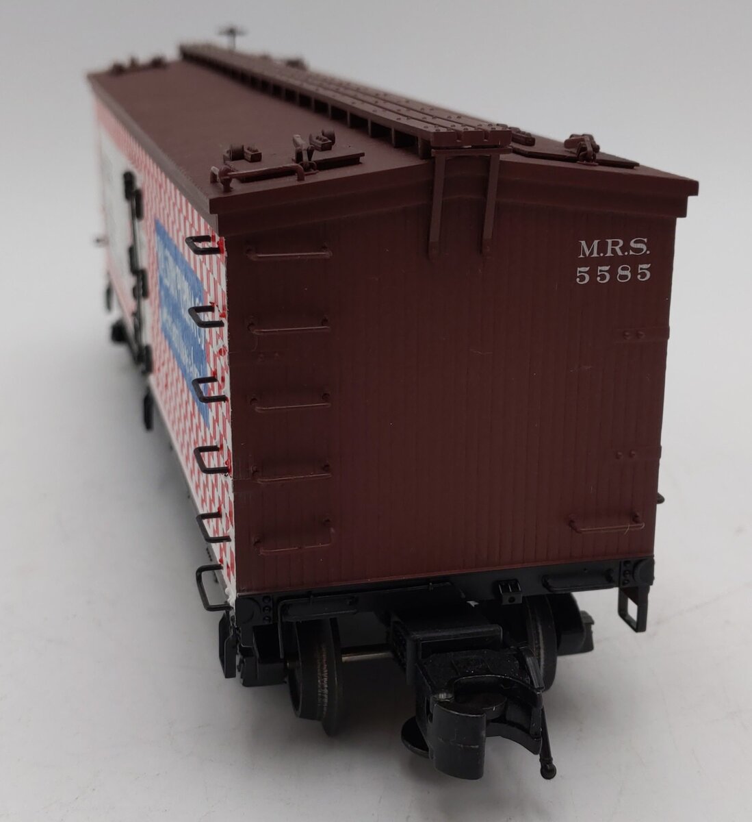 Atlas 6707-1 O Gauge Ralston Purina Woodside Reefer Car #5585 - 3 Rail LN/Box