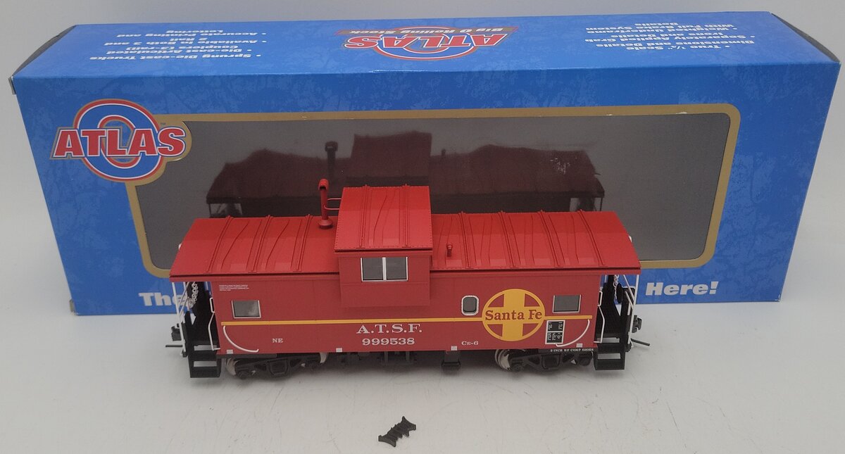 Atlas 7605-3 O Scale Santa Fe EV Caboose #999538 (2-Rail) EX/Box