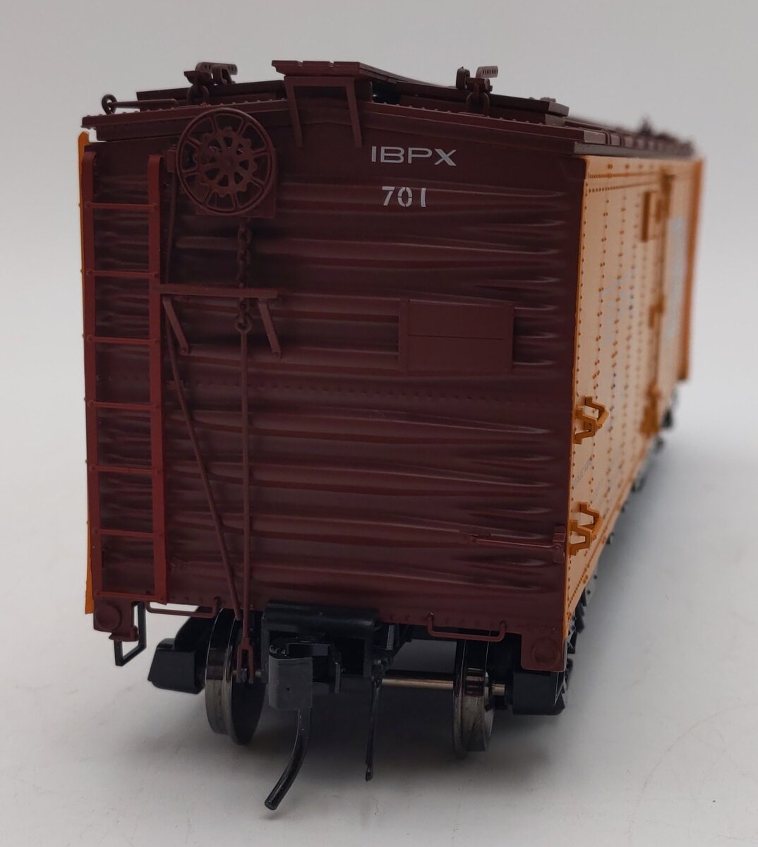 Atlas 9532-2 O Scale Iowa Beef Packers 40' Steel Reefer #701 (2 Rail) LN/Box